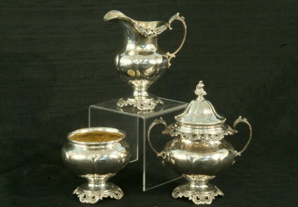 STERLING SILVER "GRAND BAROQUE" SET BY WALLACE