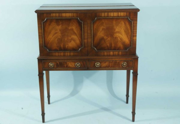 BURLED MAHOGANY BAR WITH TWO DRAWERS: BURLED MAHOGANY BAR WITH TWO DRAWERS. Height: 43 in. by Width: 35 1/2 in. by Depth: 18 in.