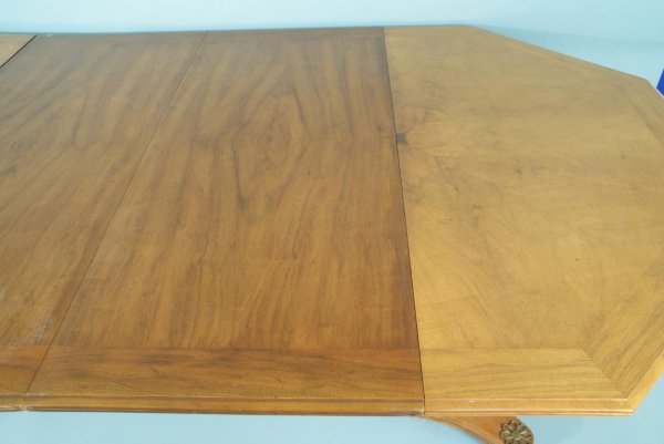 DOUBLE PEDESTAL DINING TABLE. - 4