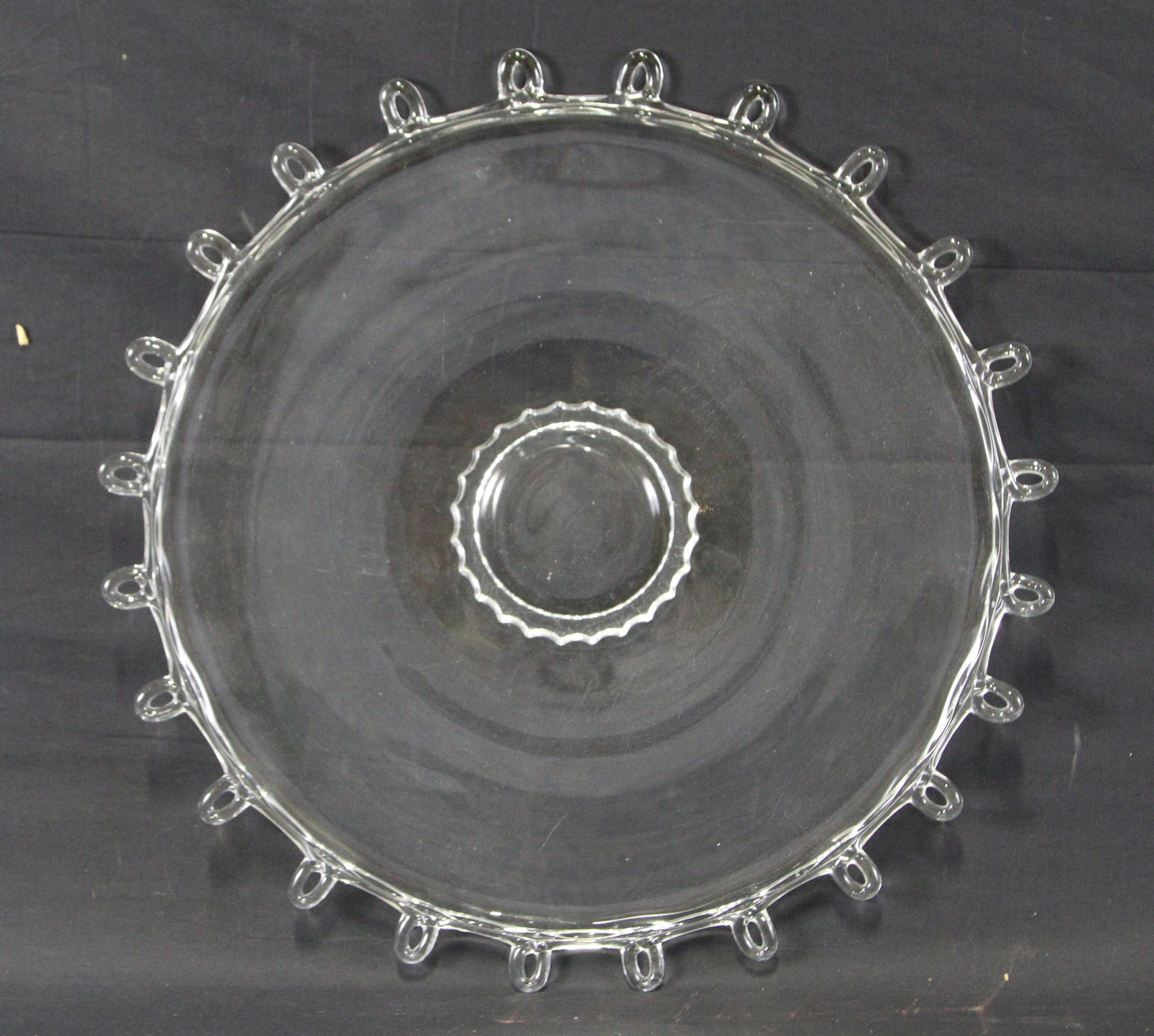 VINTAGE STEUBEN GLASS CHARGER: VINTAGE STEUBEN GLASS CHARGER. Height: 1