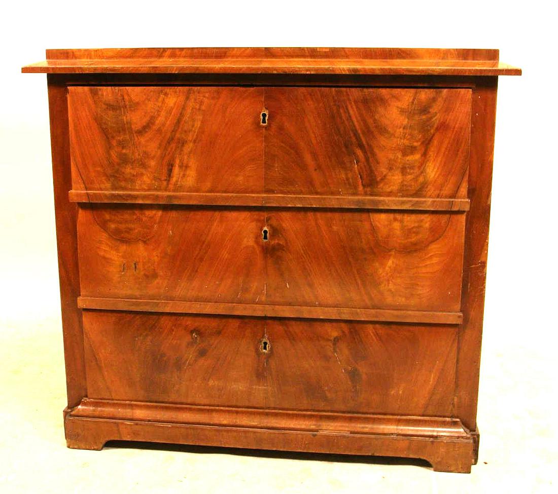 ANTIQUE MAHOGANY THREE DRAWER CHEST (1 of 4)