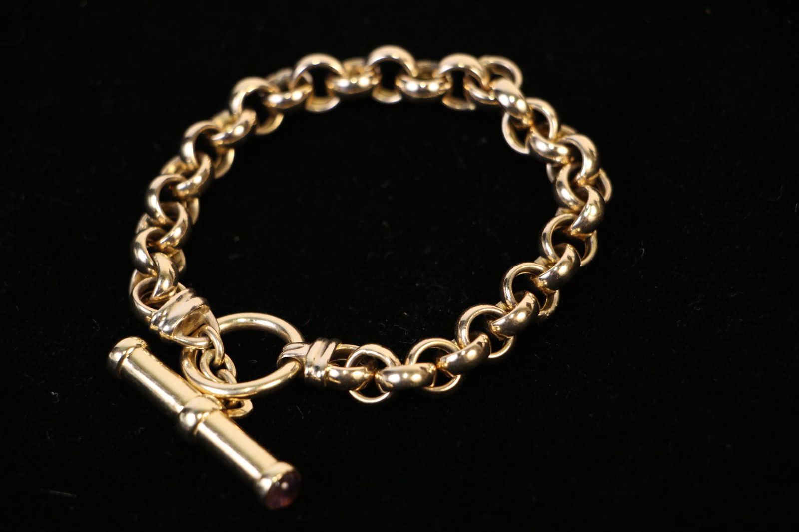 14kt YG AMETHYST BRACELET WITH A TOGGLE CATCH (1 of 2)