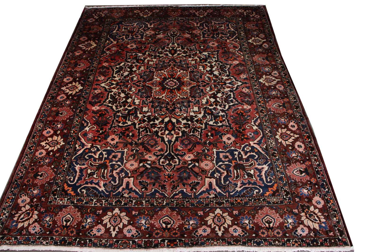 PERSIAN BAKTIARI RUG (1 of 5)
