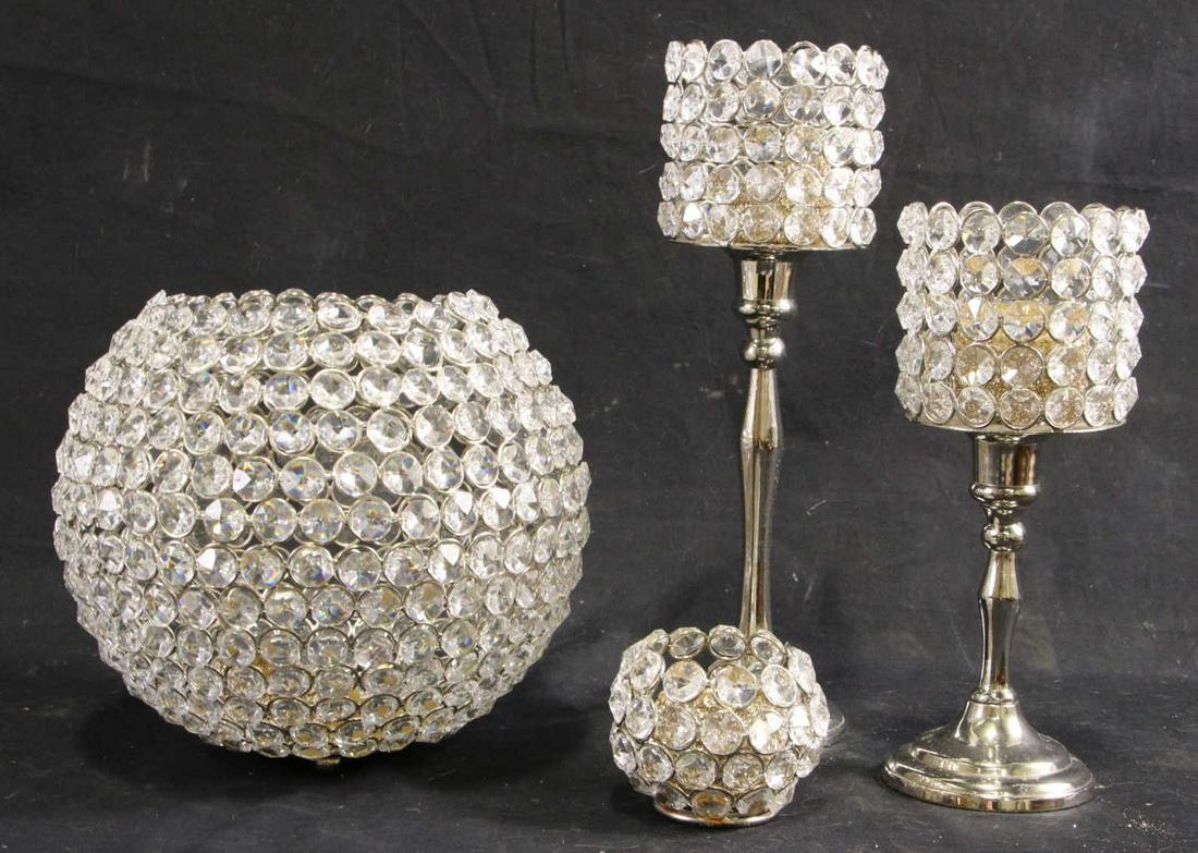 SET OF FOUR MODERN DECORATIVE CANDLE HOLDERS (1 of 3)