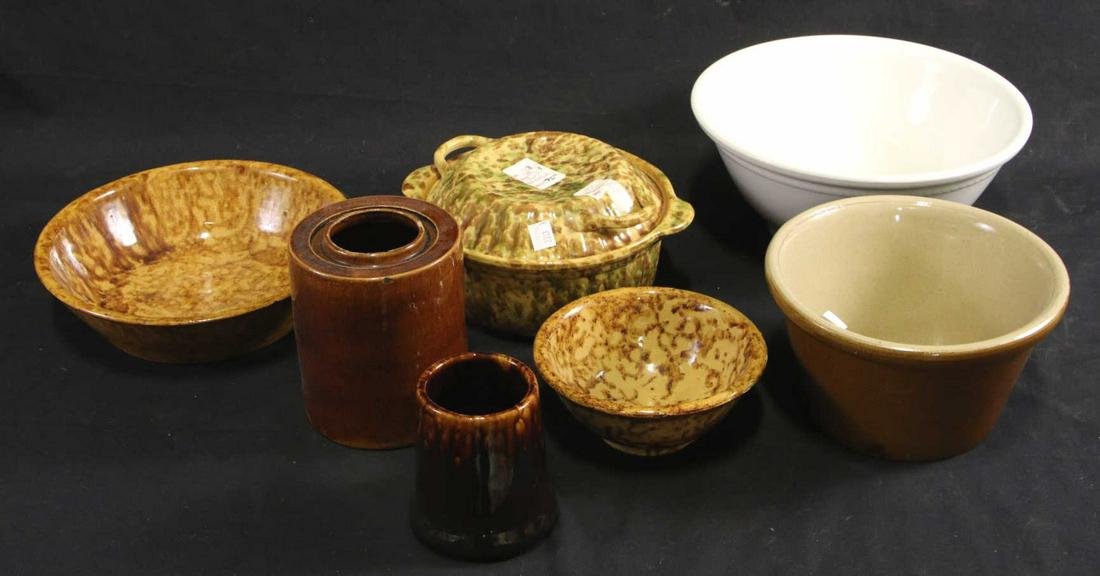 LOT OF SEVEN AMERICAN POTTERY STONEWARE BOWLS (1 of 8)