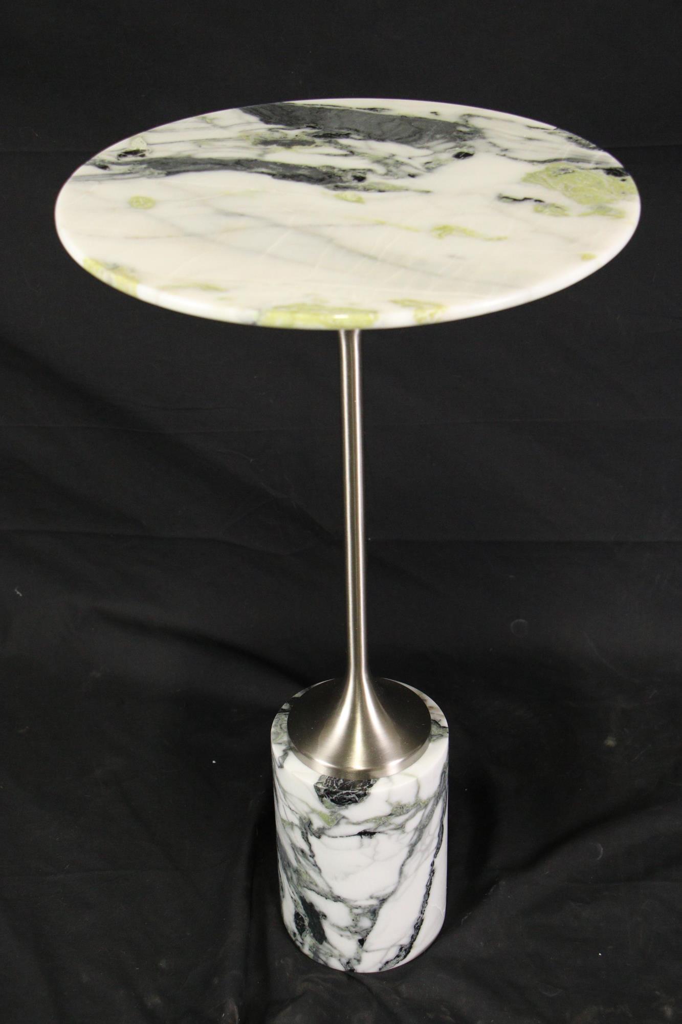 ROUND MARBLE TOPVSIDE TABLE (1 of 2)