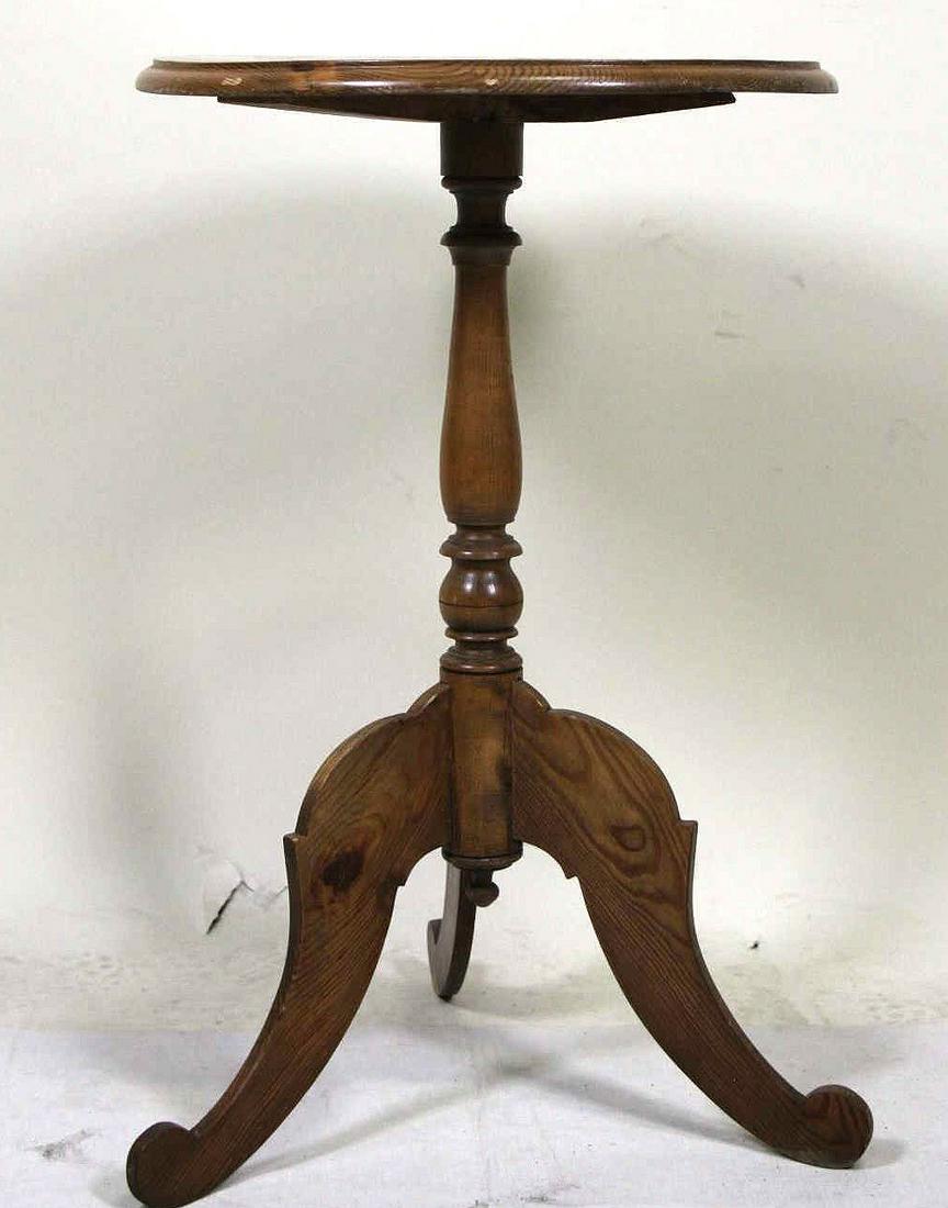ANTIQUE ROUND TRI POD PEDESTAL TABLE (1 of 5)