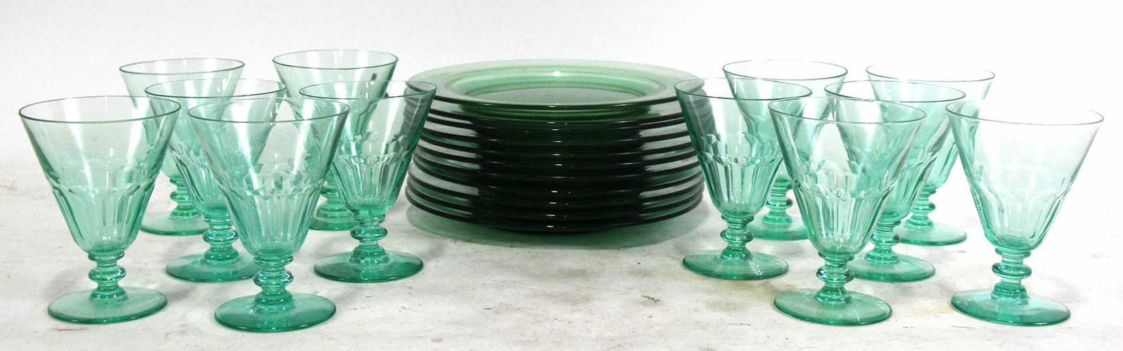 23 PCS GLASS SET 12 CUPS 11 PLATES (1 of 4)