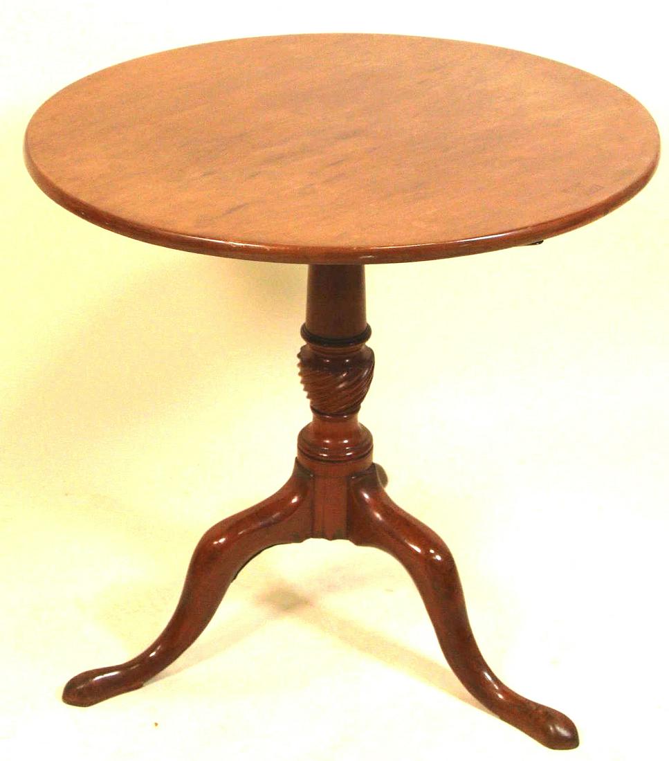 VINTAGE MAHOGANY FLIP TOP TRIPOD BASE TABLE (1 of 7)