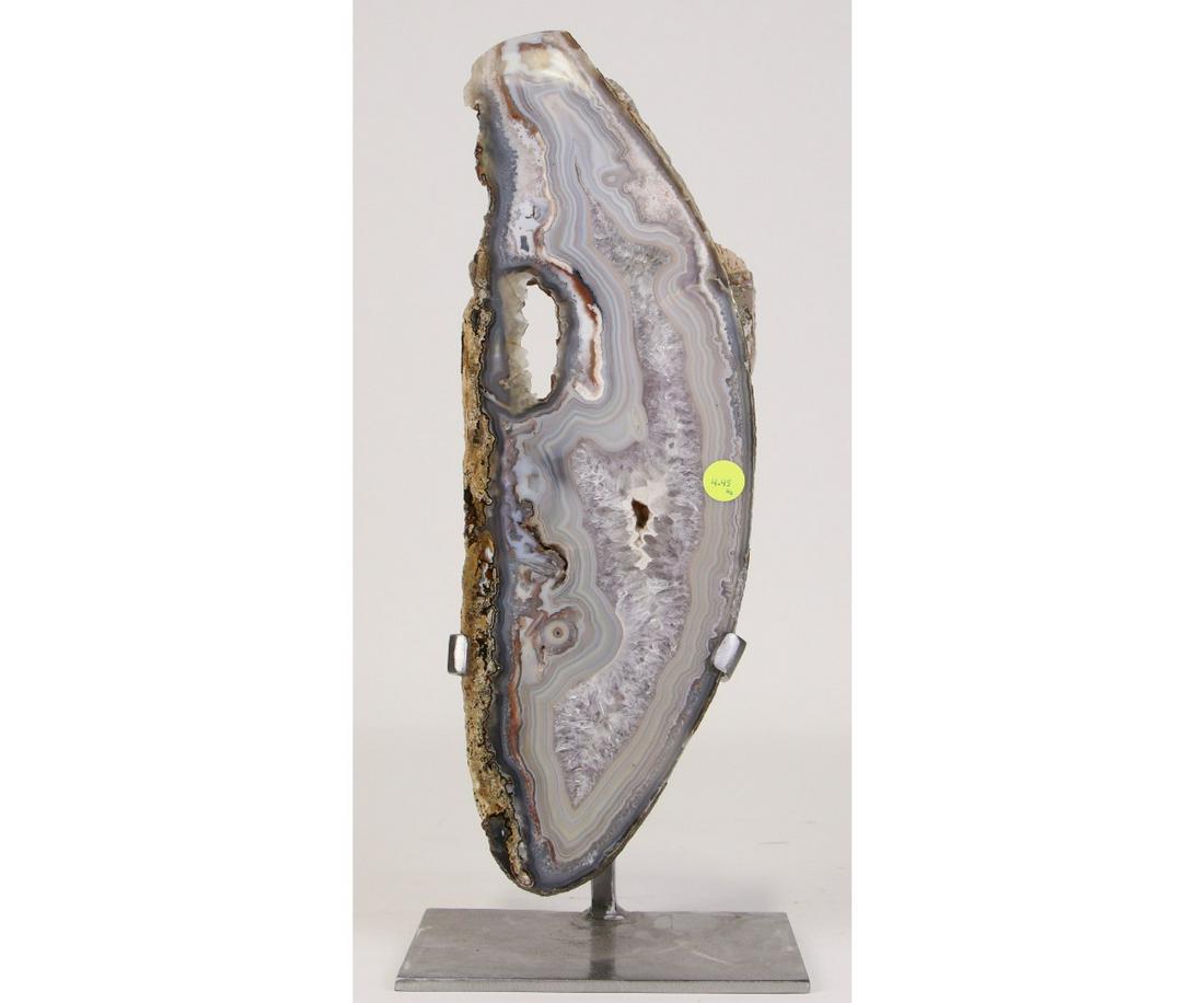 AGATE SLICE ON STAND (1 of 1)