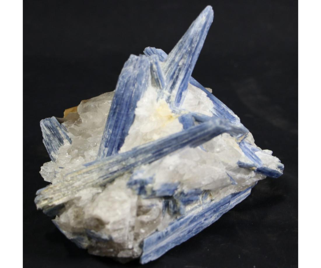 KYANITE ON QUARTZ (1 of 6)