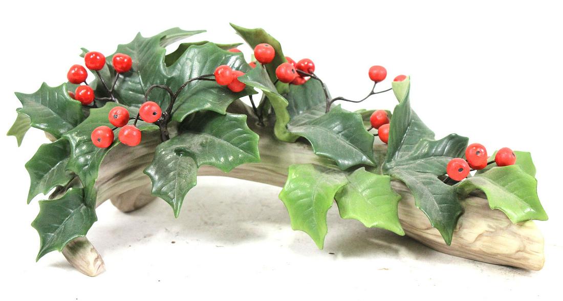 BOEHM CHRISTMAS MOTIF PORCELAIN CANDLE HOLDER (1 of 2)