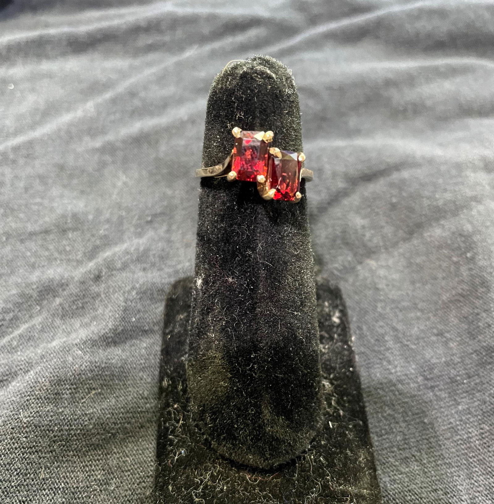 10kt YELLOW GOLD GARNET RING (1 of 3)