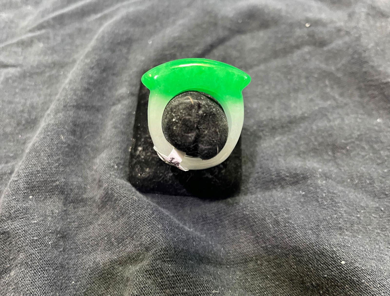 CHINESE GREEN JADE ARCHERS RING (1 of 5)