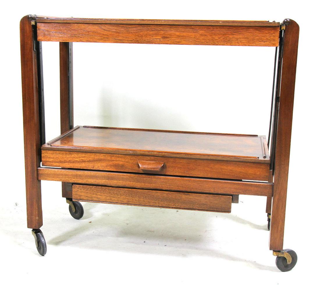 ADJUSTABLE ROLLING CART (1 of 4)