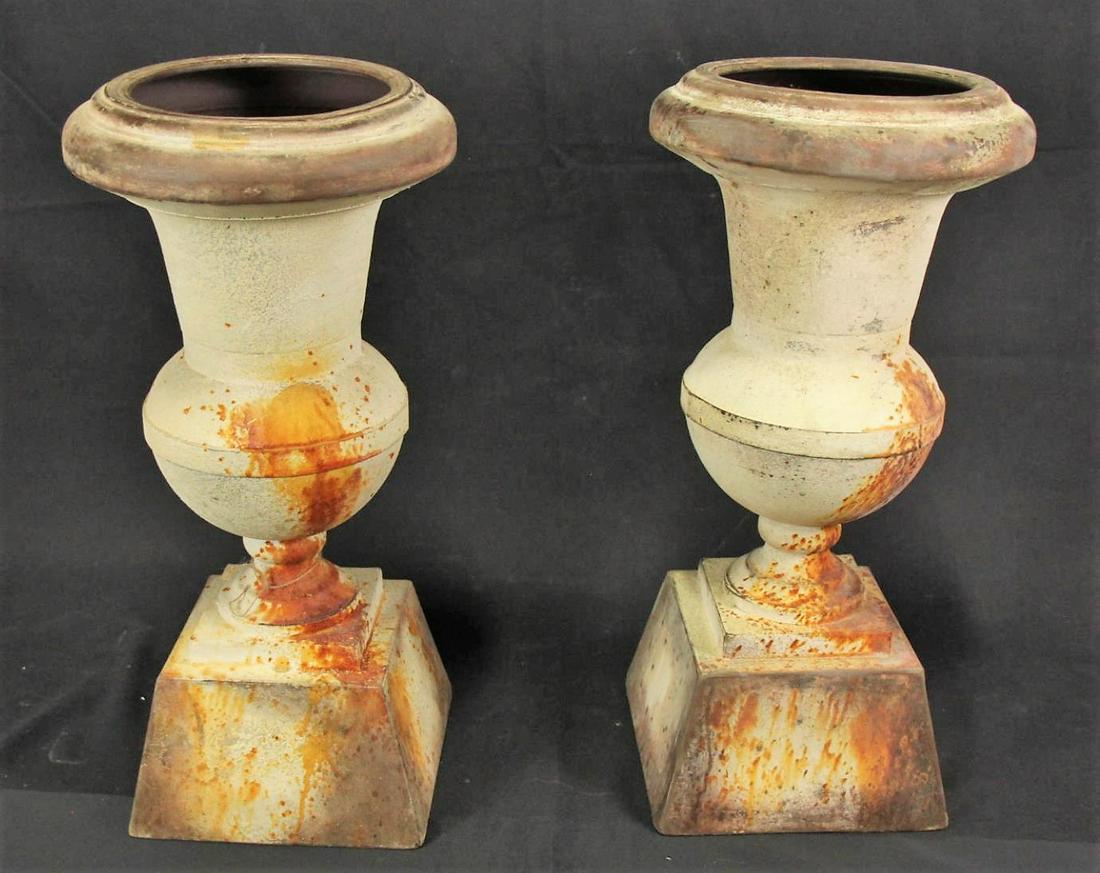 PAIR OF METAL GARDEN PLANTERS (1 of 2)