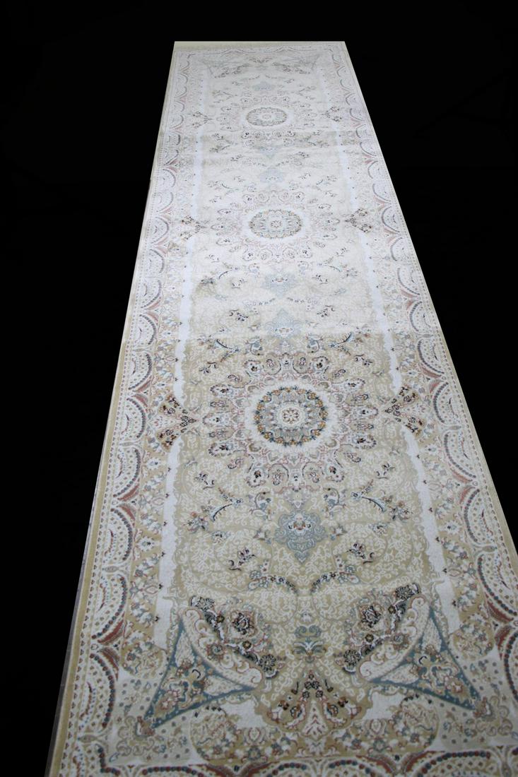 CONTEMPORARY RUG RUNNER (1 of 5)