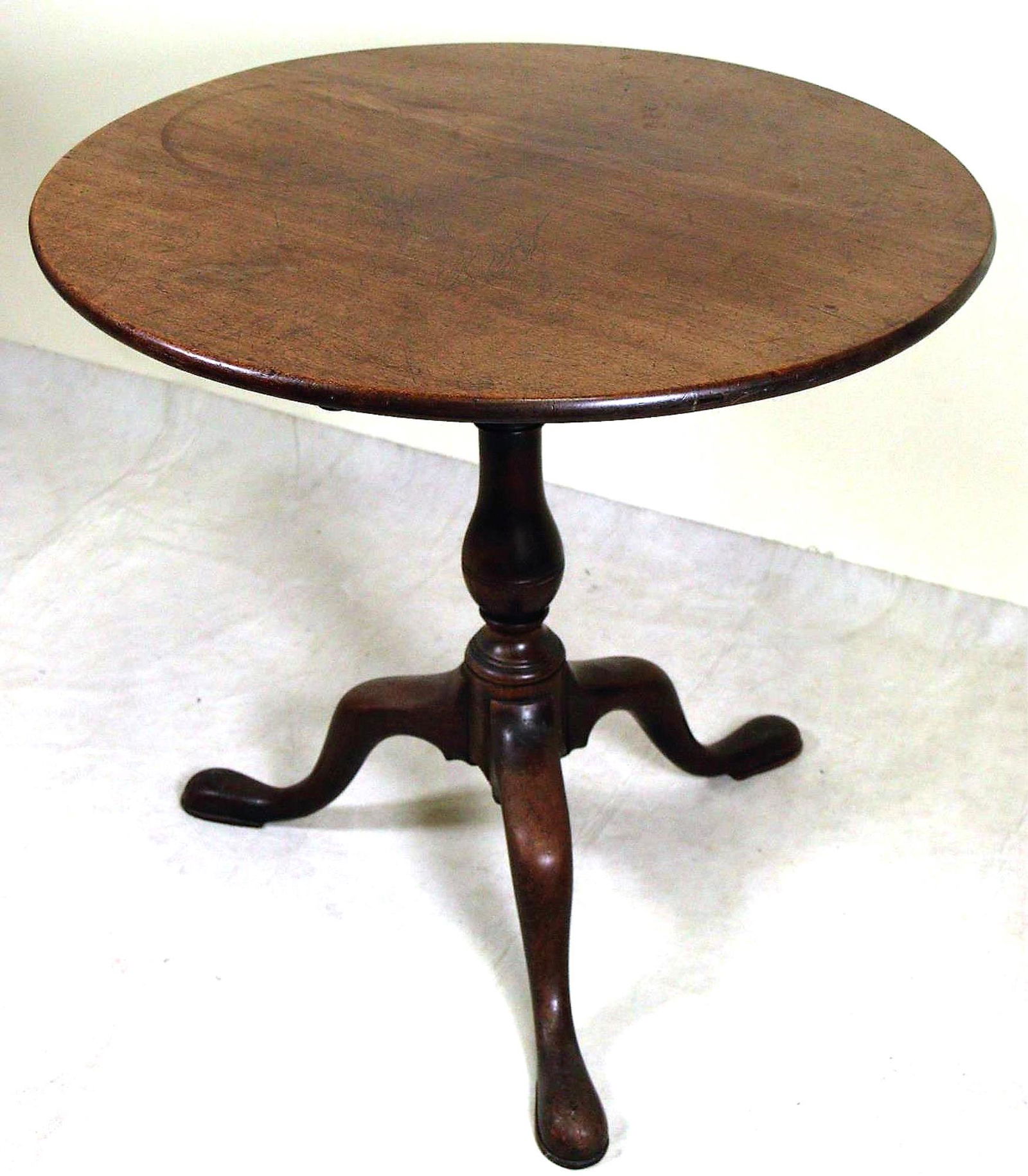 CIRCA 1830's ENGLISH MAHOGANY FLIP TOP TABLE (1 of 3)