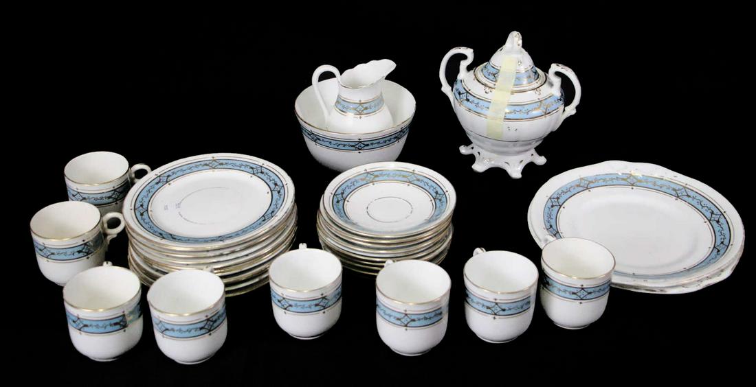 38 PIECES OF C. 1850 FRENCH PORCELAIN PASTE SET (1 of 7)