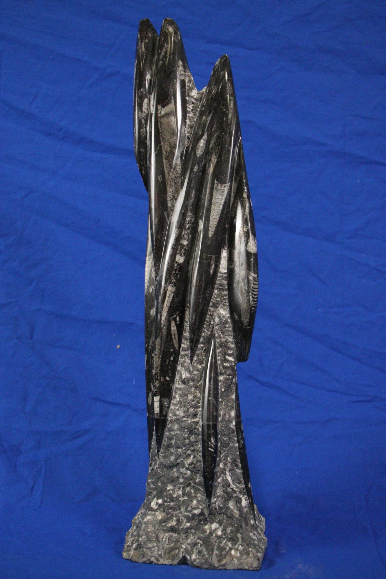 LARGE ORTHOCERAS TOWER (1 of 4)