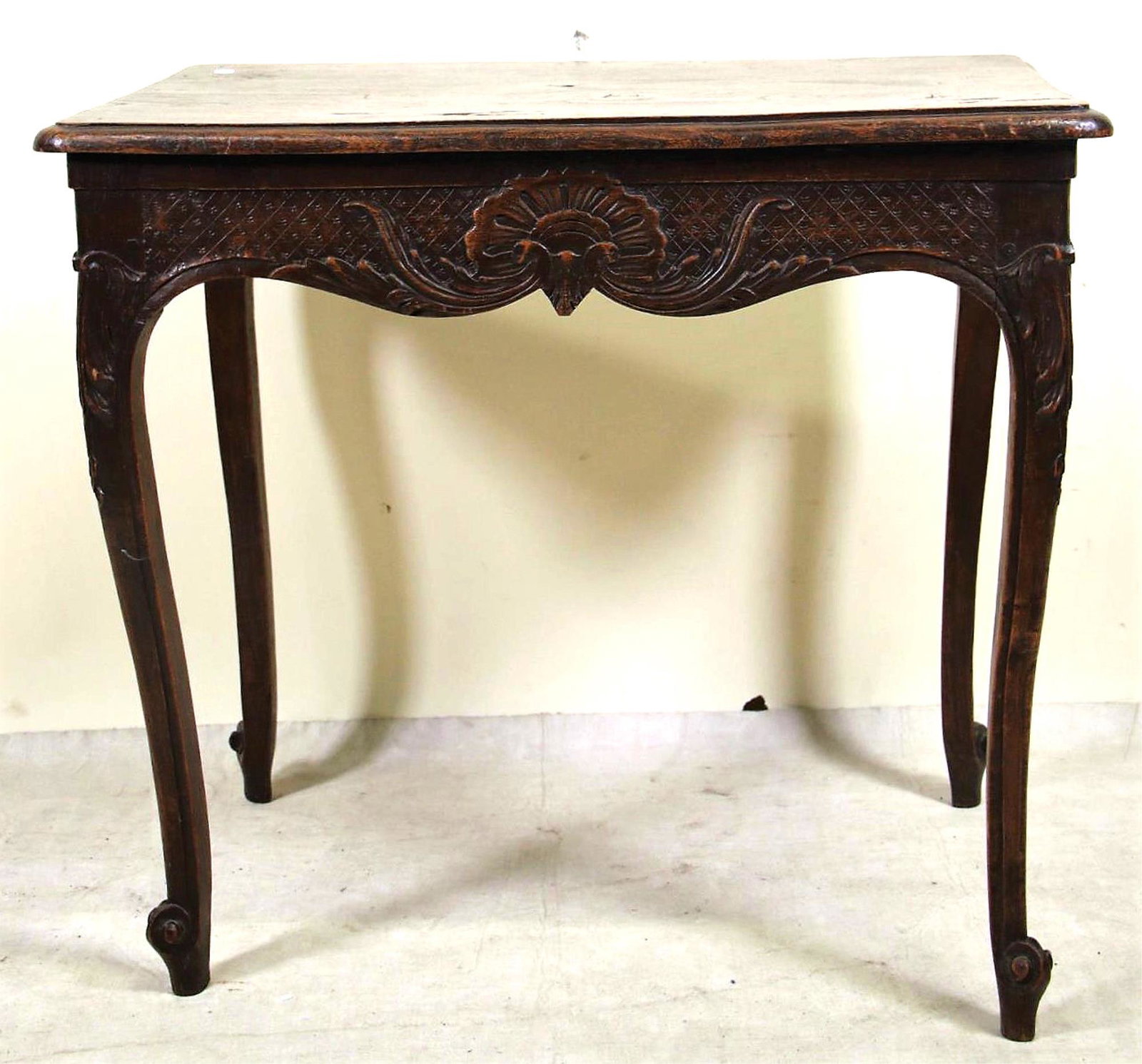 18th CENTURY COUNTRY FRENCH TEA TABLE (1 of 4)