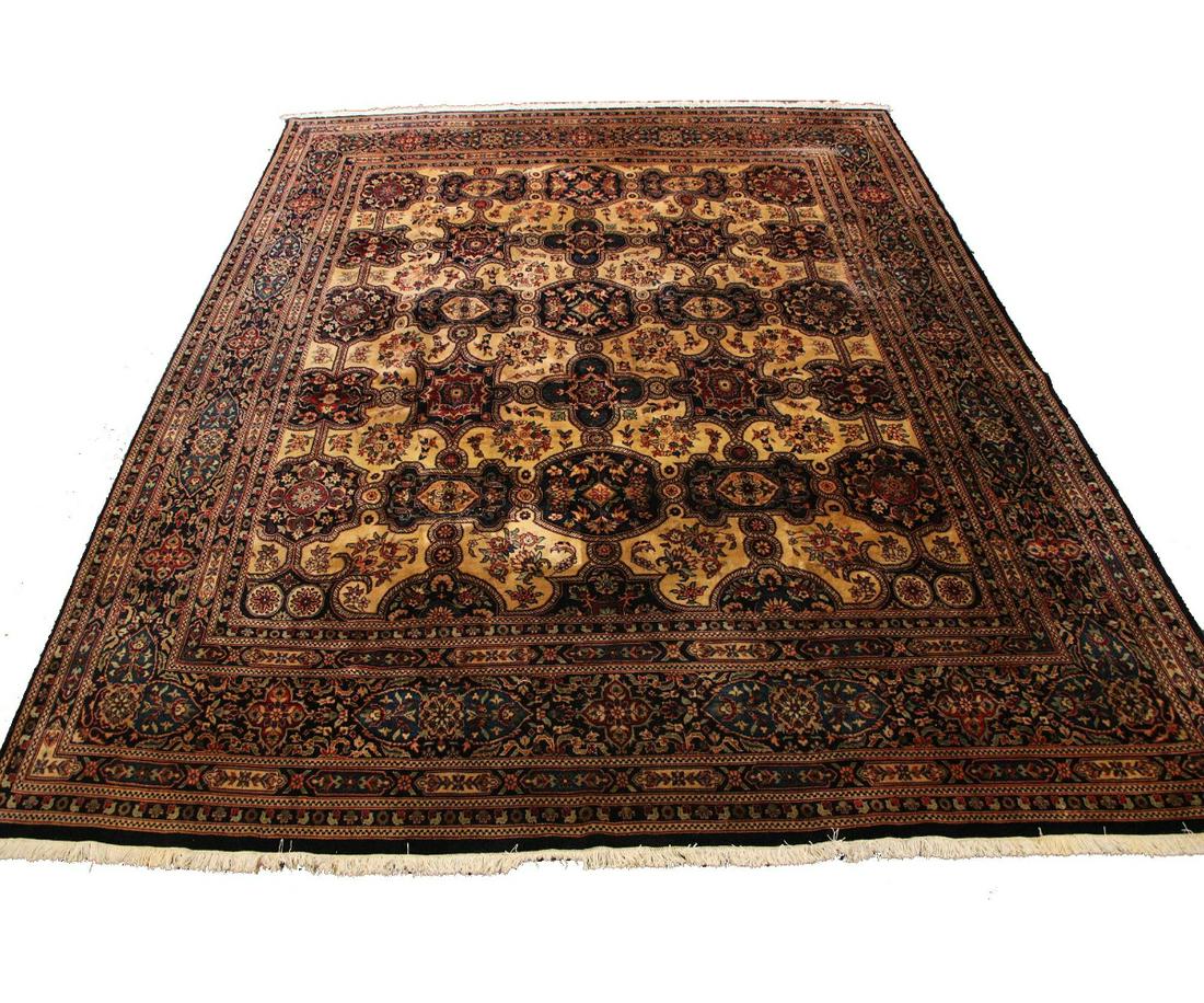 VERY FINE HAND KNOTTED PERSIAN RUG (1 of 7)