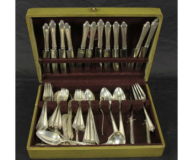 82 Piece Towle "virginia Carvel 1919" Sterling Set