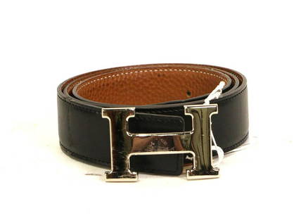 HermÃ¨s Black/Brown 32Mm Leather Belt: HermÃ¨s Black/Brown Togo/Box Leather 32Mm H Constance Belt - In Excellent Condition (COA Included)