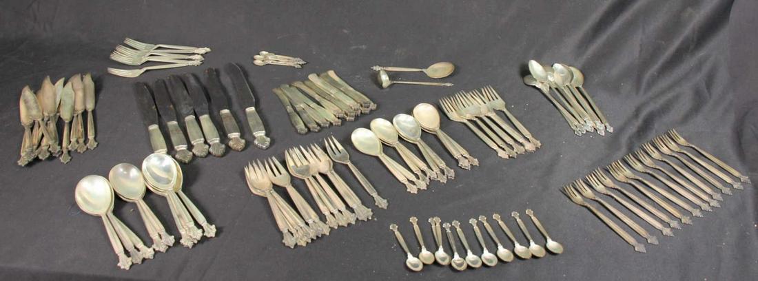 106-PIECE GEORG JENSEN STERLING SILVERWARE SET 3766.13G: 106-PIECE GEORG JENSEN STERLING SILVERWARE SET, 3766.13 Grams. 11- BOWLLIN 12-SOUP SPOONS 6-FORKS 12-FISH FORKS