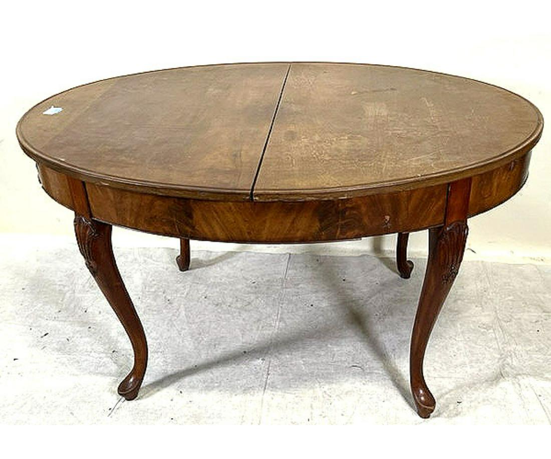 ANTIQUE DINING TABLE (1 of 4)