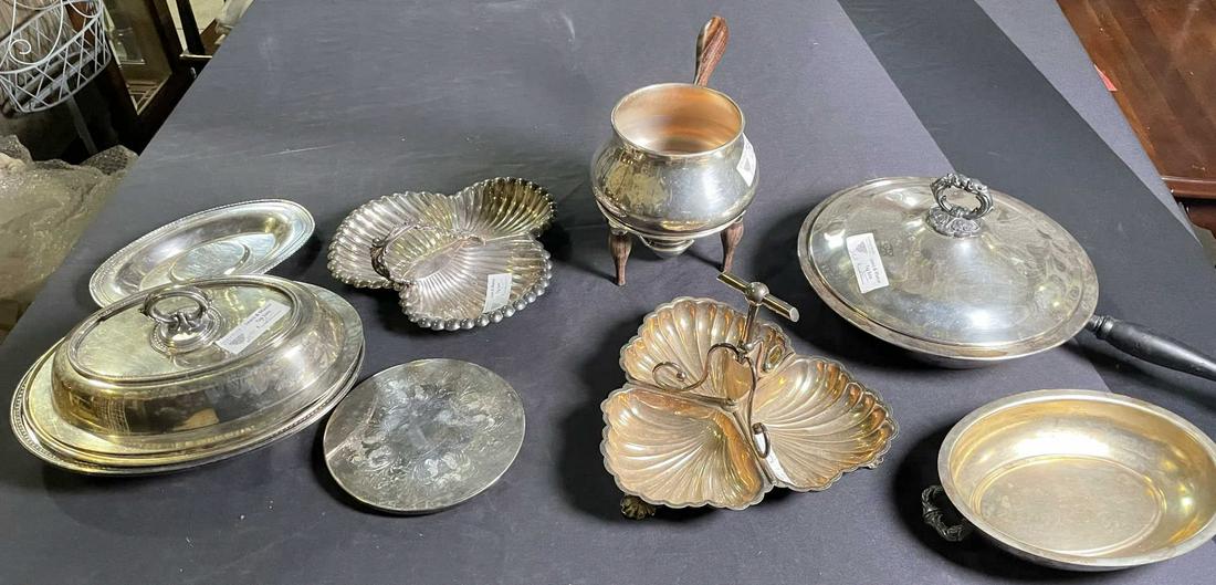 MIXED LOT OF TEN SILVER PLATED SERVING PIECES (1 of 3)