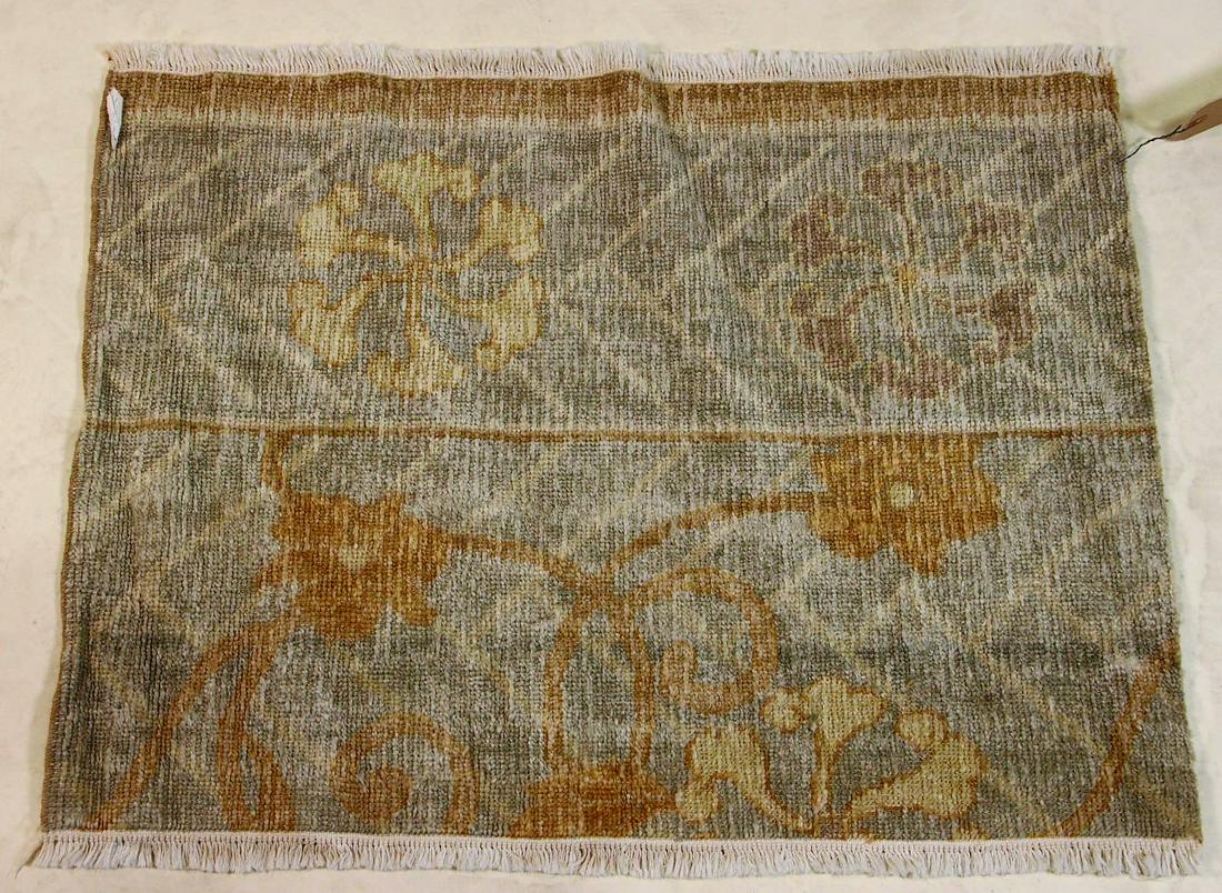 HAND KNOTTED TURKISH OUSHAK RUG (1 of 3)