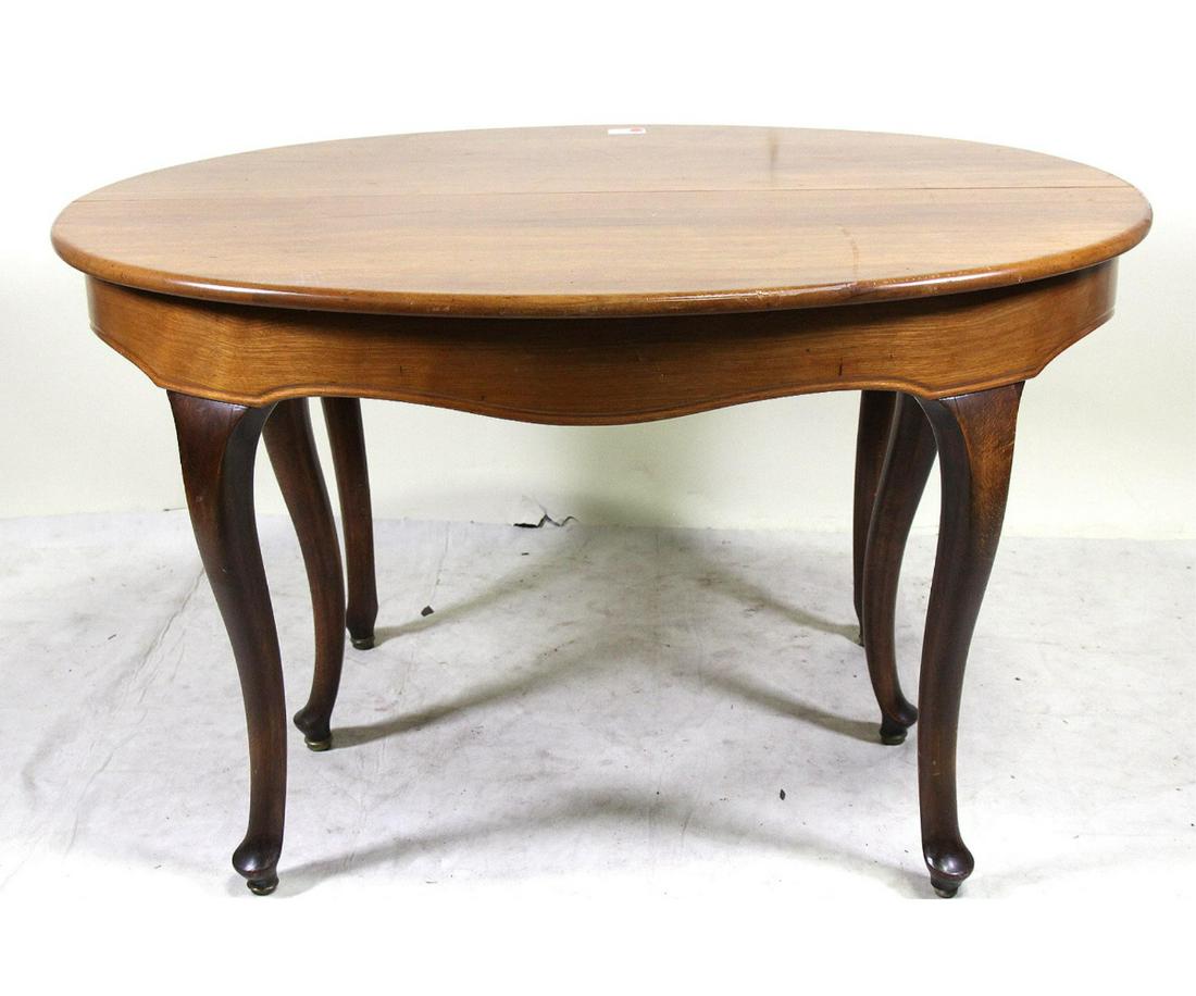 ANTIQUE OVAL TABLE WITH SIX LEGS (1 of 3)