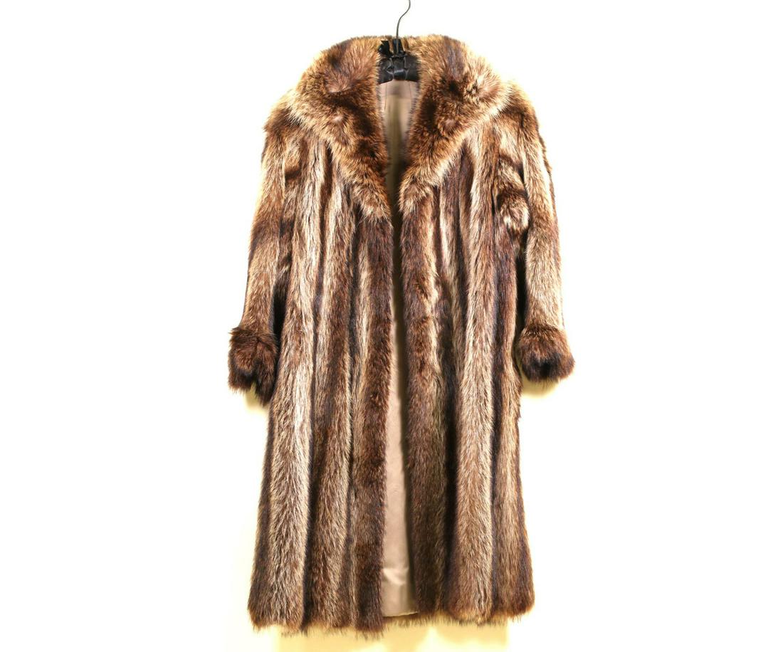 LADIES FOX FAUX FUR SIZE SMALL FULL LENGTH COAT (1 of 3)