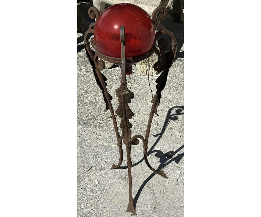 CAST IRON MIRROR BALL PLANT STAND (1 of 2)