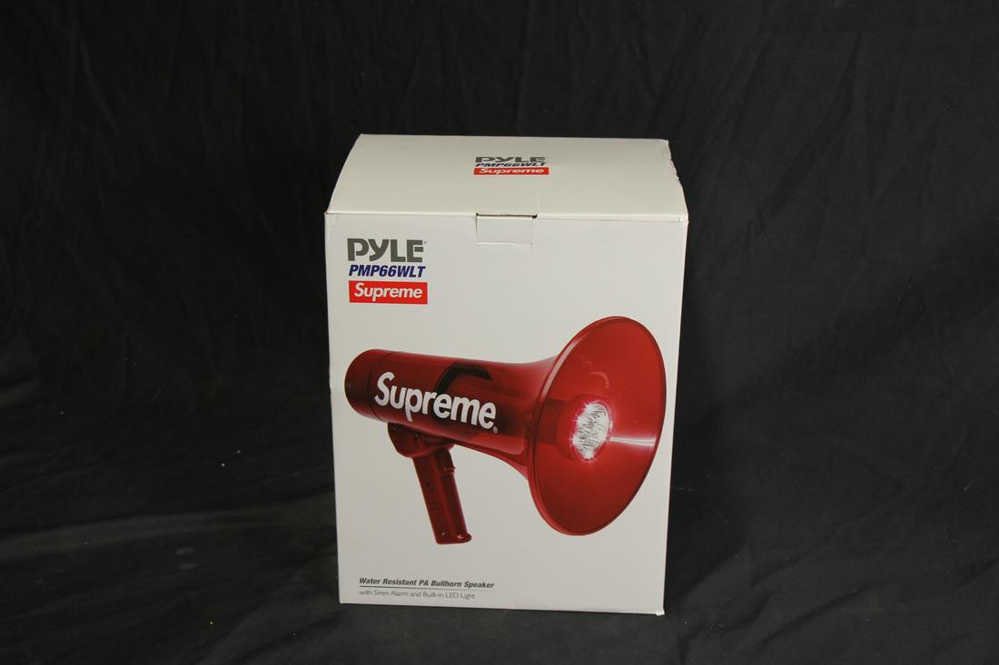 SUPREME BULLHORN SPEAKER: SUPREME BULLHORN SPEAKER - NEW IN BOX Height: 13 in. by Width: 8 in. by Depth: 8 in.