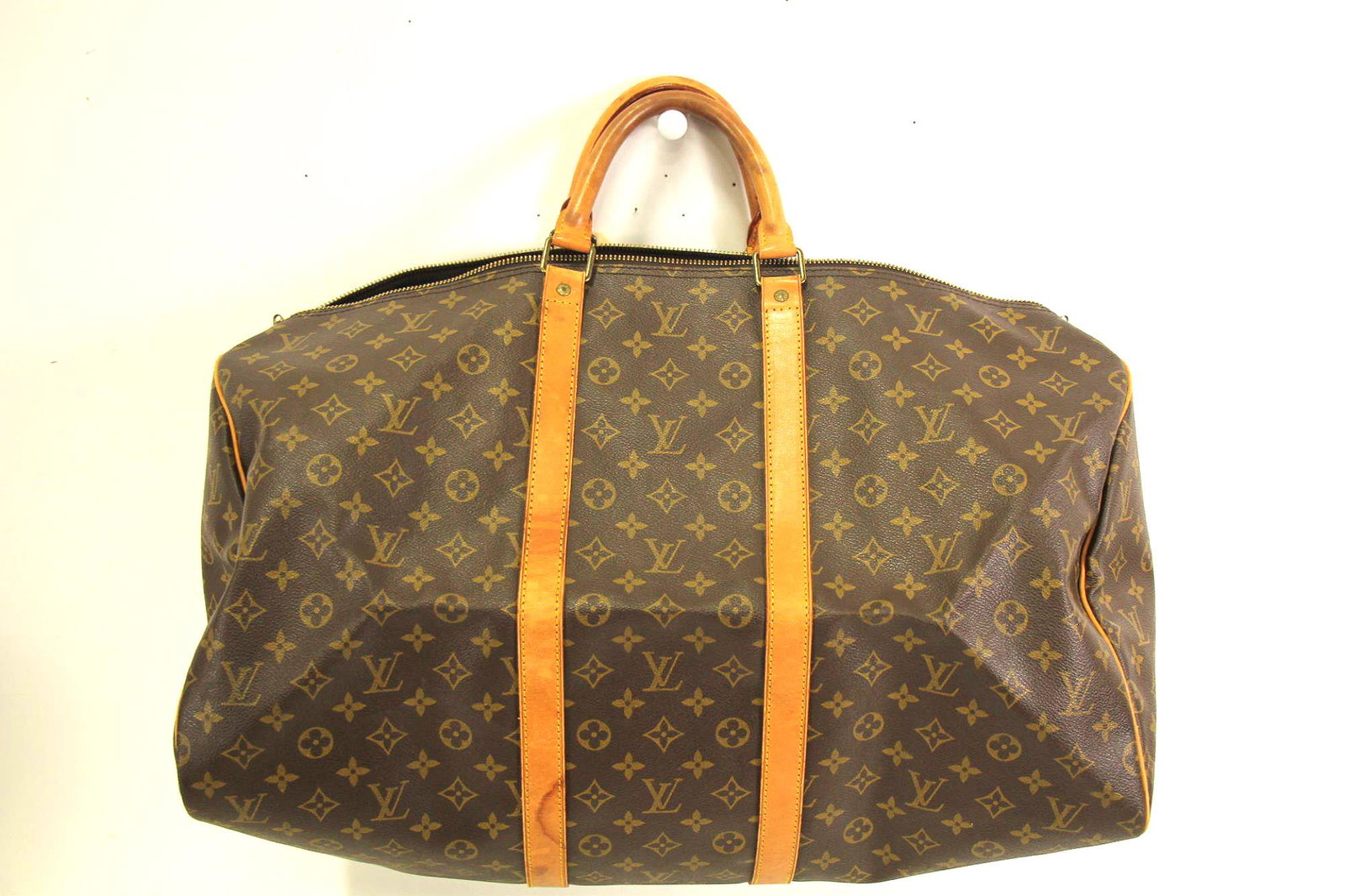 Louis Vuitton Brown Keepall Travel Bag: Louis Vuitton Brown Monogrammed Coated Canvas Keepall Travel Bag - In Very Good Condition (COA Included)
