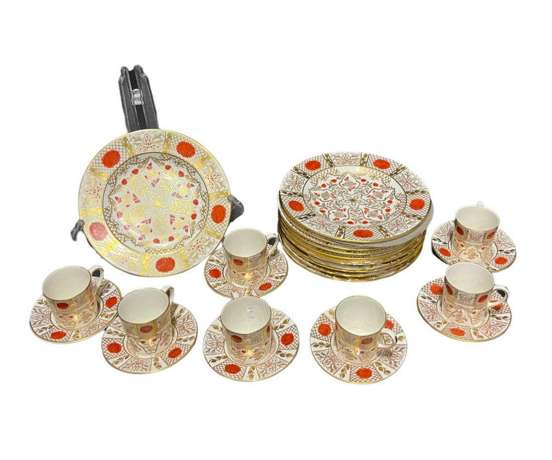 21 PIECES OF ABBEY DALE DINNERWARE (1 of 3)