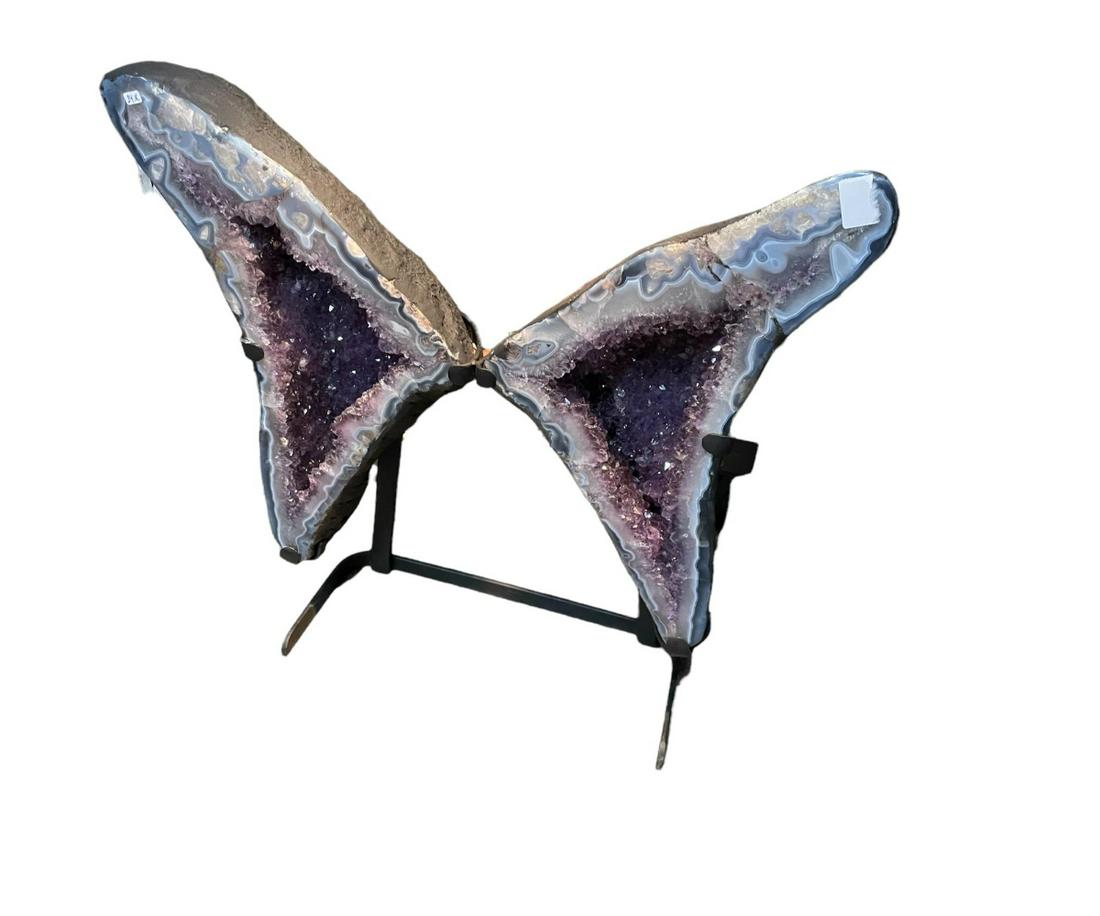 AMETHYST WINGS ON STAND (1 of 4)