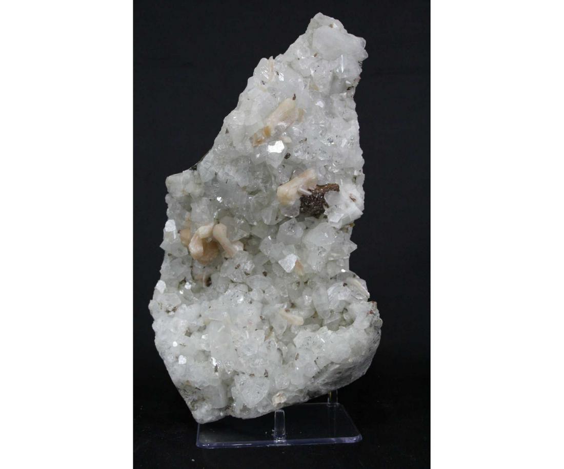 APOPHYLLITE & STILBITE PLATE (1 of 3)