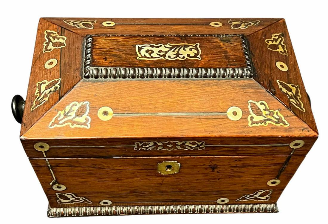 CIRCA 1840 MAHOGANY TEA CADDY. (1 of 4)