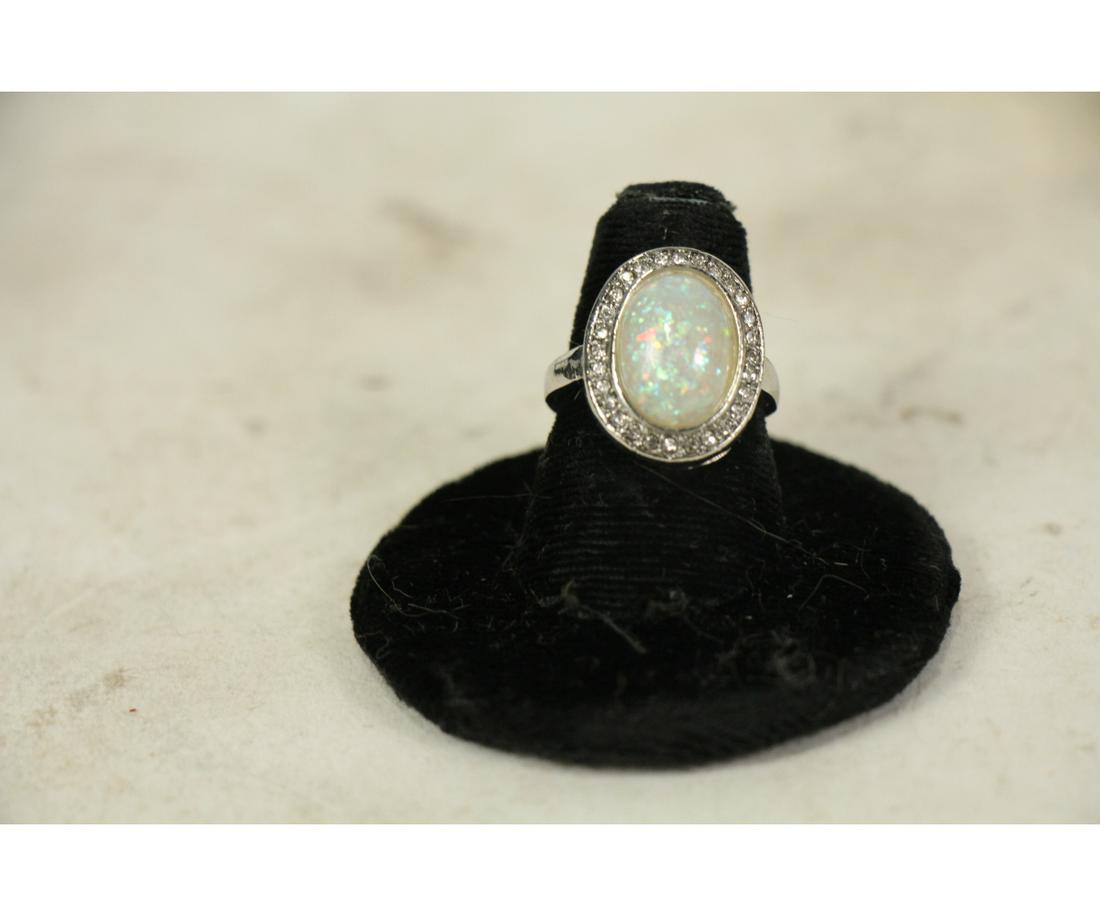 LARGE OPAL ESTATE RING (1 of 2)