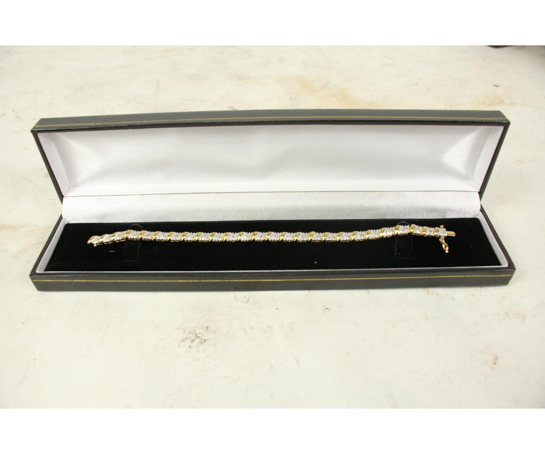 DIAMOND TENNIS BRACELET: DIAMOND TENNIS BRACELET - (L231)