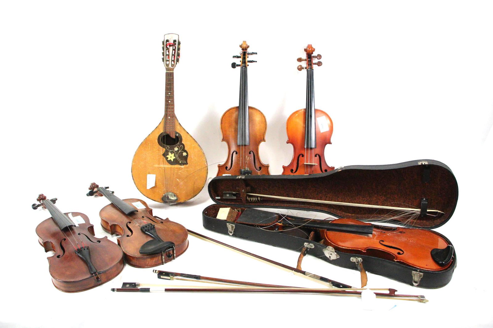 MIXED LOT OF SIX ANTIQUE MUSICAL INSTRUMENTS: MIXED LOT OF SIX ANTIQUE MUSICAL INSTRUMENTS.