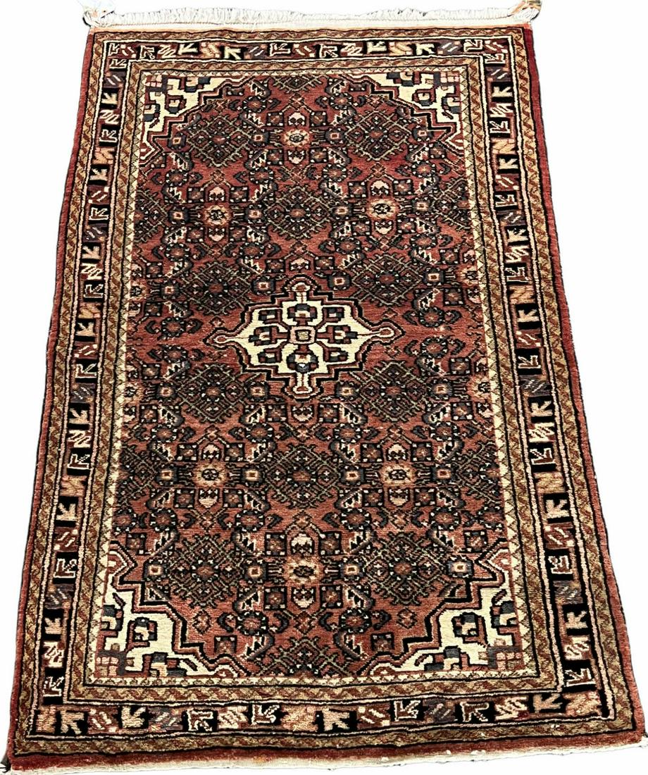 ANTIQUE HAND KNOTTED PERSIAN HAMADAN RUG: ANTIQUE HAND KNOTTED PERSIAN HAMADAN RUG - 5ft 7in BY 3ft 6in. Height: 67 in. by Width: 39 in.