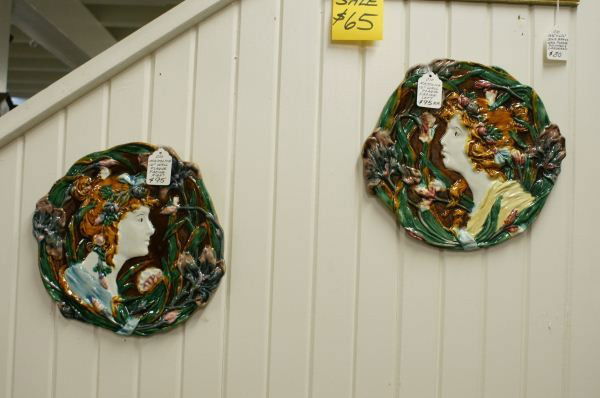 2 majolica plates: 2 majolica plates. Buyer's Responsibility: All items must be paid the day of purchase and removed from the premises no later than 5 p.m. Monday, June 27. Or items may be picked up Saturday, July 2nd f