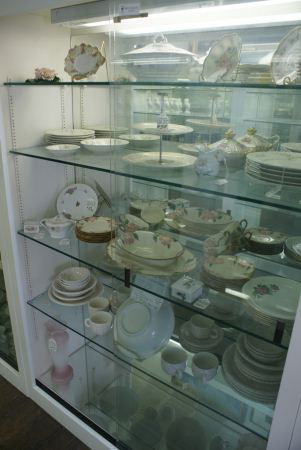 Mixed Lot / Contents of Case: Mixed Lot / Contents of Case. Buyer's Responsibility: All items must be paid the day of purchase and removed from the premises no later than 5 p.m. Monday, June 27. Or items may be picked up Saturday,