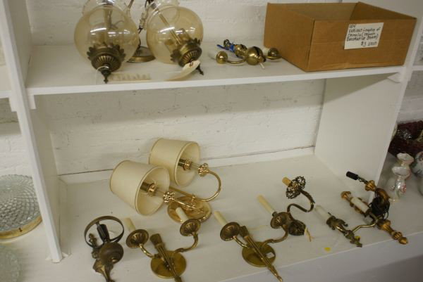 Mixed Lot / 2 Shelves of Lighting Fixtures & Misce: Mixed Lot / 2 Shelves of Lighting Fixtures & Miscellaneous. Buyer's Responsibility: All items must be paid the day of purchase and removed from the premises no later than 5 p.m. Monday, June 27.Or ite