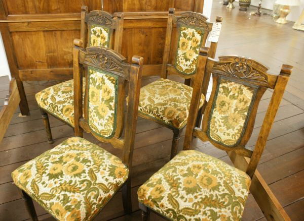 Set of 4 French Chairs: Set of 4 French Chairs. Buyer's Responsibility: All items must be paid the day of purchase and removed from the premises no later than 5 p.m. Monday, June 27.Or items may be picked up Saturday, July 2