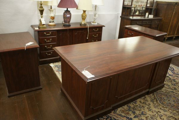 4 Piece Mahogany Desk Ensemble / Desk, Credenza, 2: 4 Piece Mahogany Desk Ensemble / Desk, Credenza, 2 Filing Cabinets. Buyer's Responsibility: All items must be paid the day of purchase and removed from the premises no later than 5 p.m. Monday, June 2